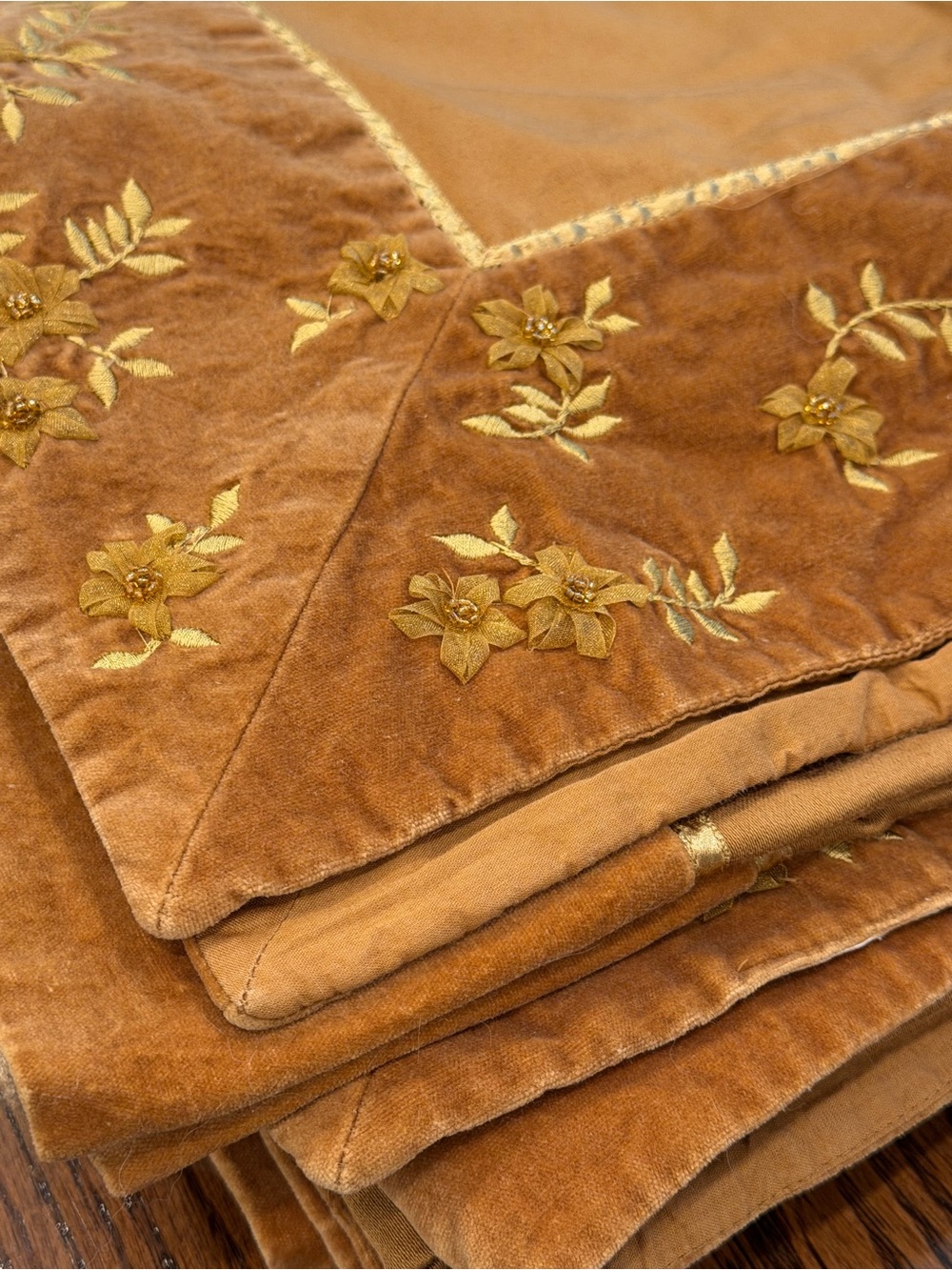 Target Threshold Embroidered Velvet Tablecloth 100’’X58.5’’